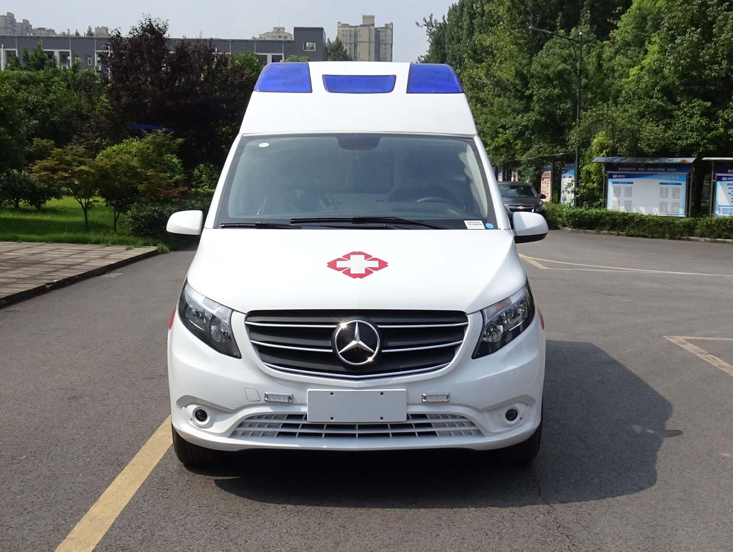 Mercedes-Benz（VITO）